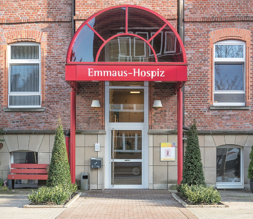 Emmaus-Hospiz Eingang